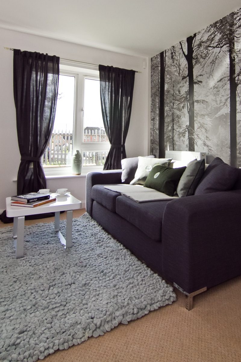 Шторы в интерьере гостиной