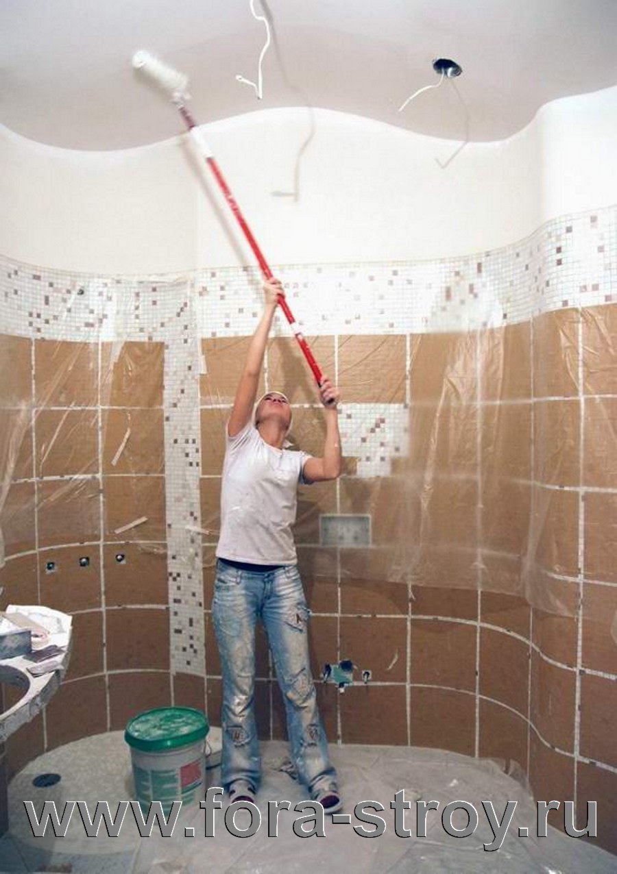 Потолок в ванной