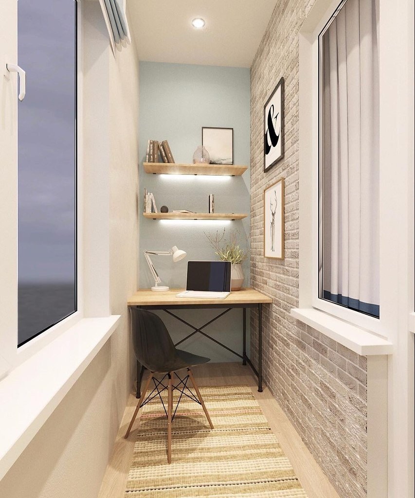 Рабочая зона на Угловом балконе