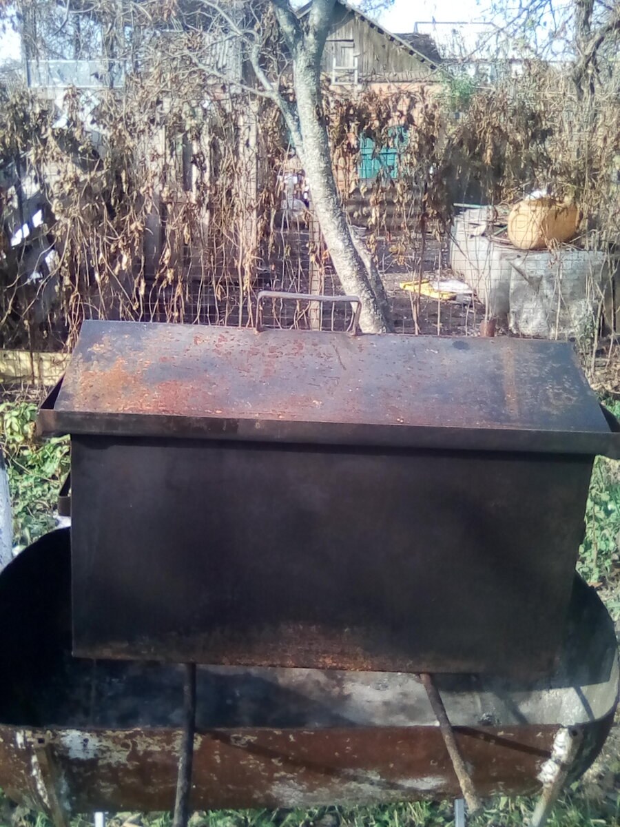 Коптильня горячего копчения из бочки