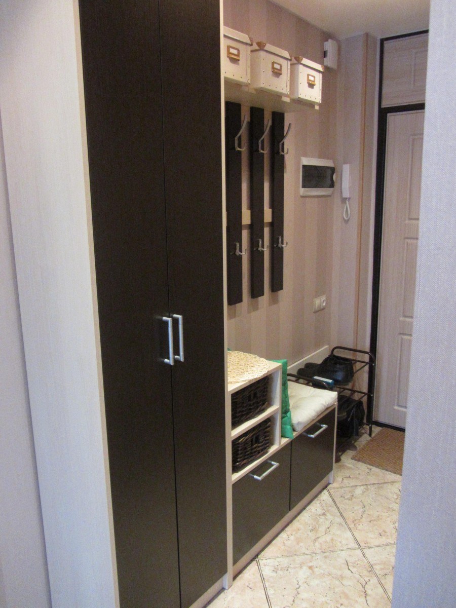 Узкая прихожая в хрущевке