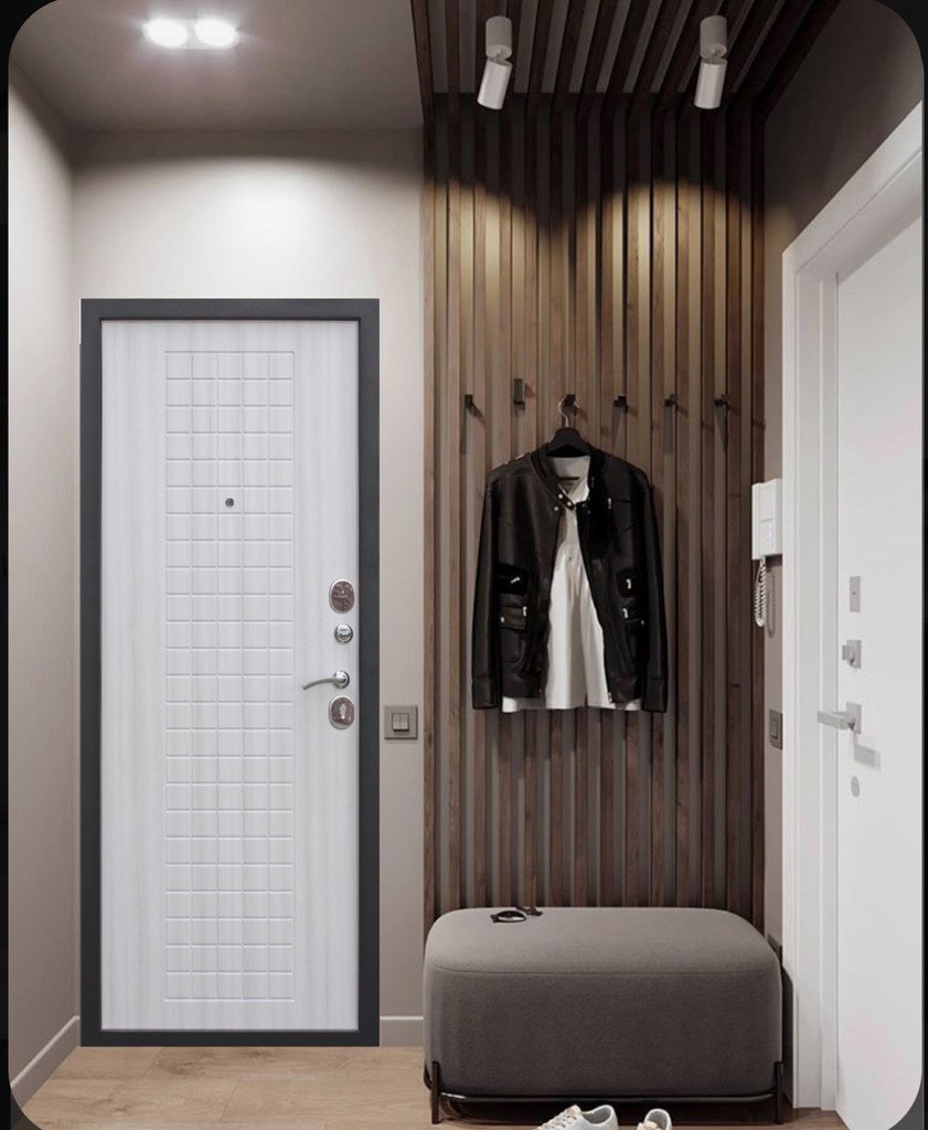 Прихожая в коридор с рейками