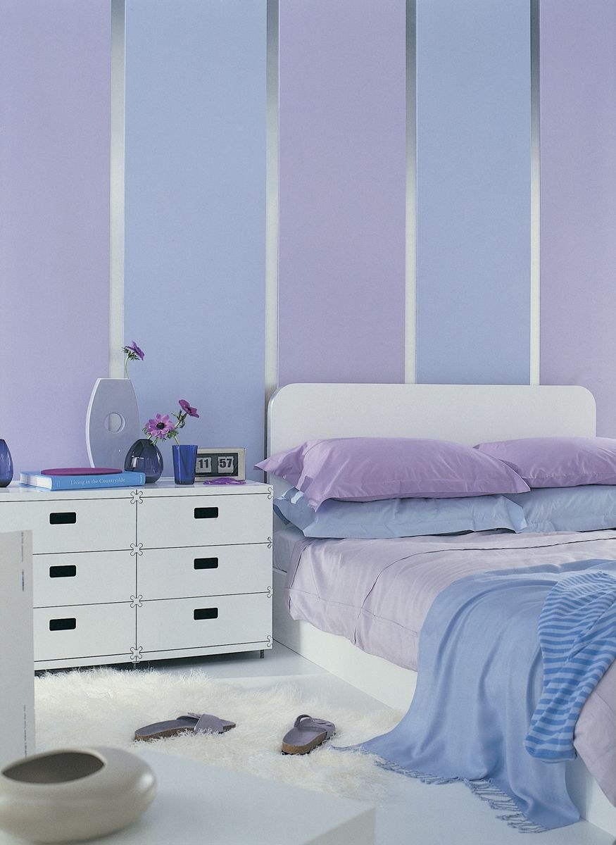 Спальня в сиреневых тонах