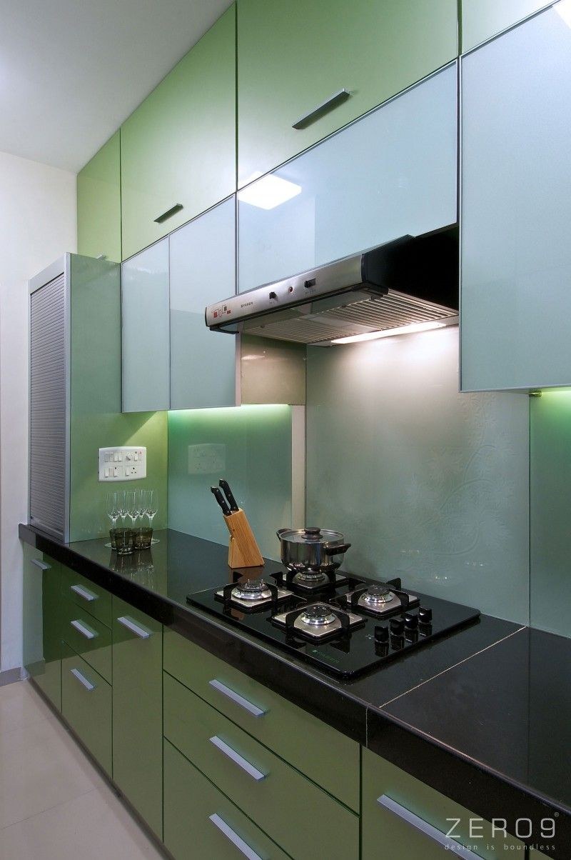 Кухня зеленая матовая