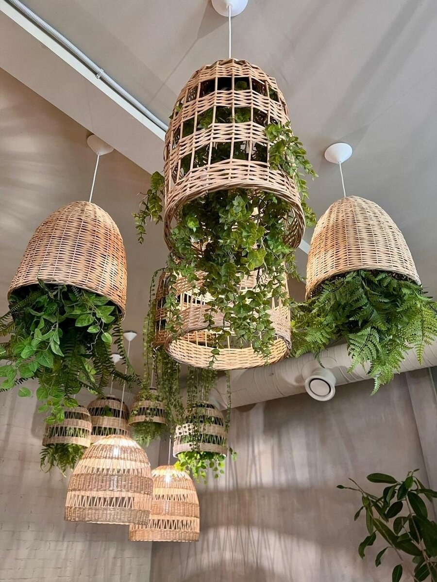 Плетеные абажуры в интерьере