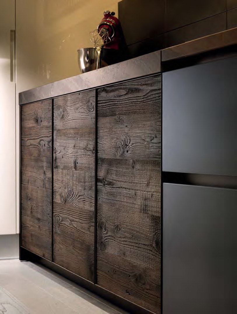 Стильный шкаф