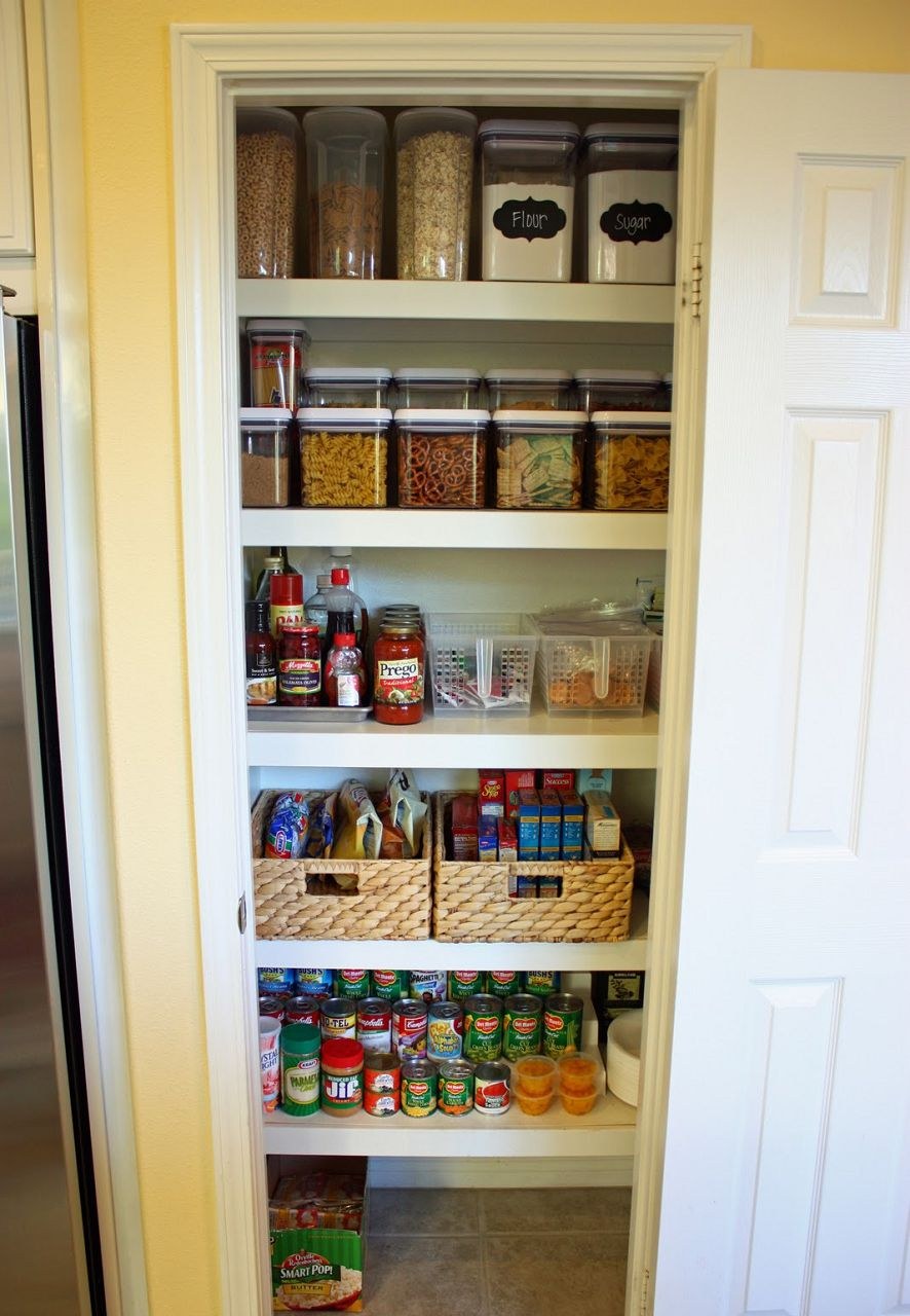 Шкаф кладовка для продуктов