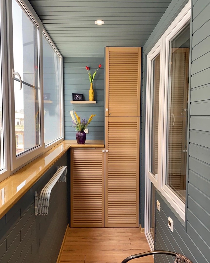 Обшивка балкона