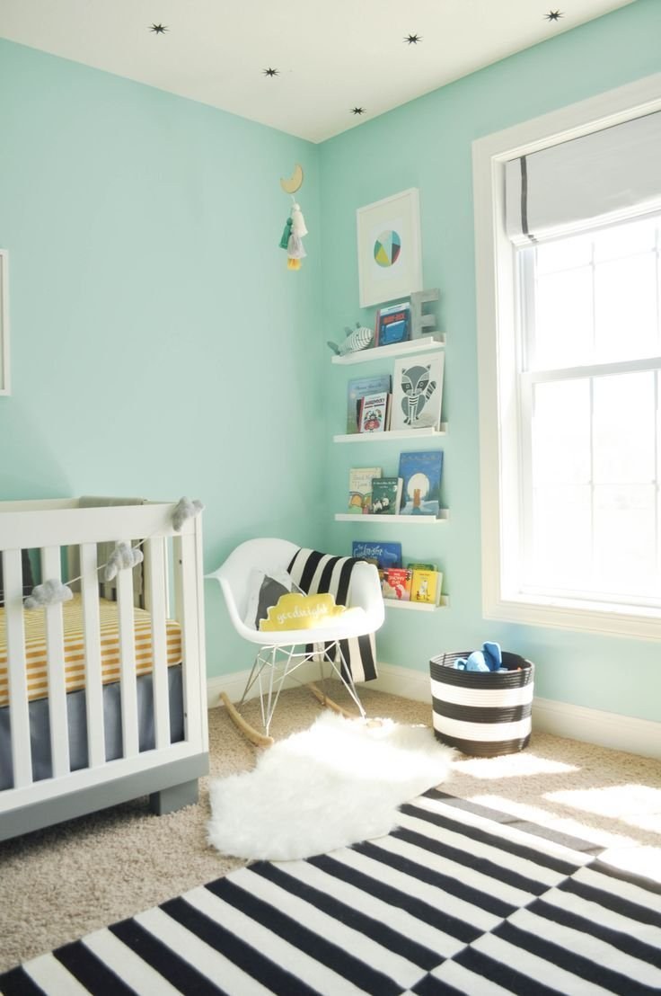 Крашеные стены в детской