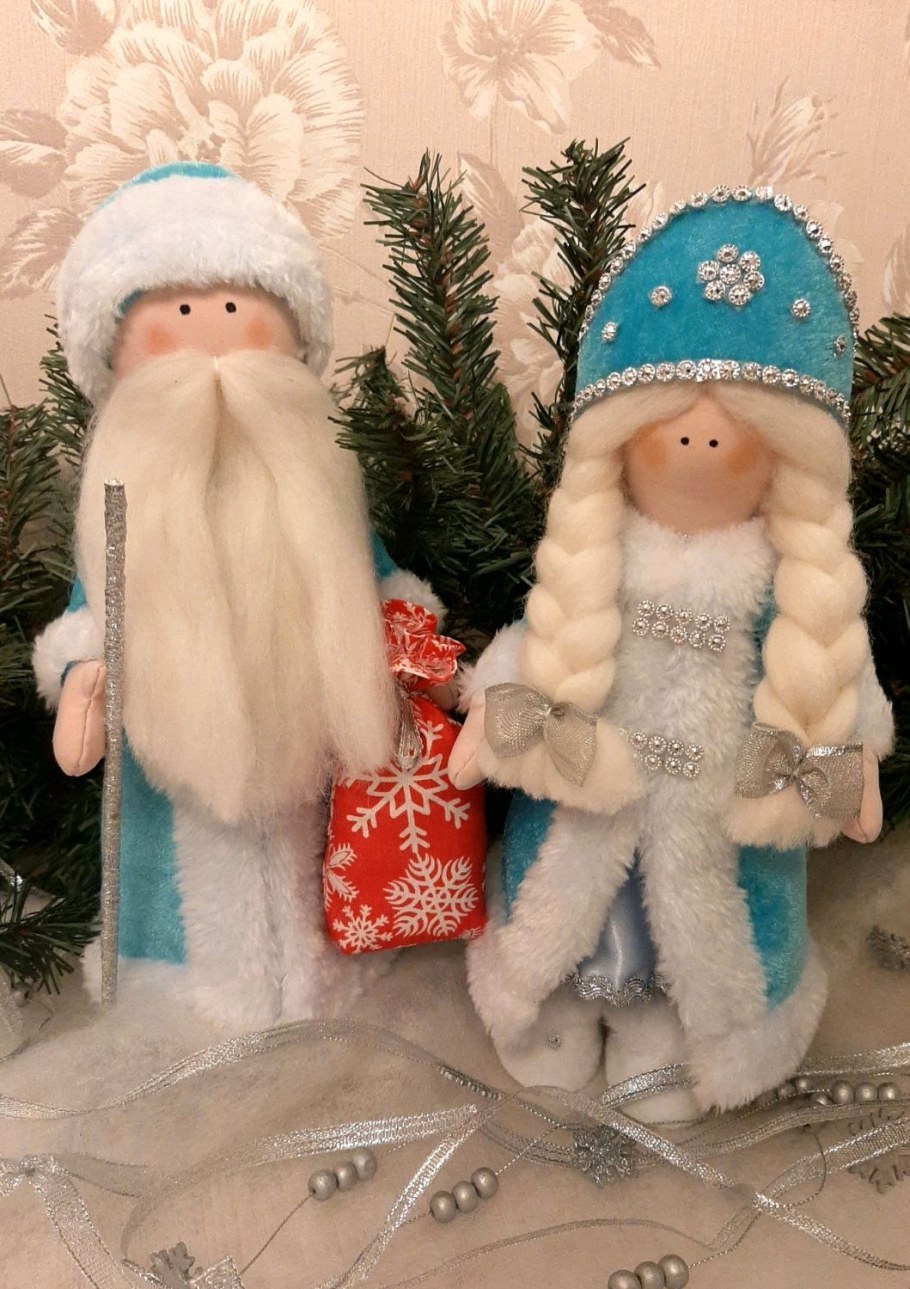 Интерьерная кукла дед Мороз