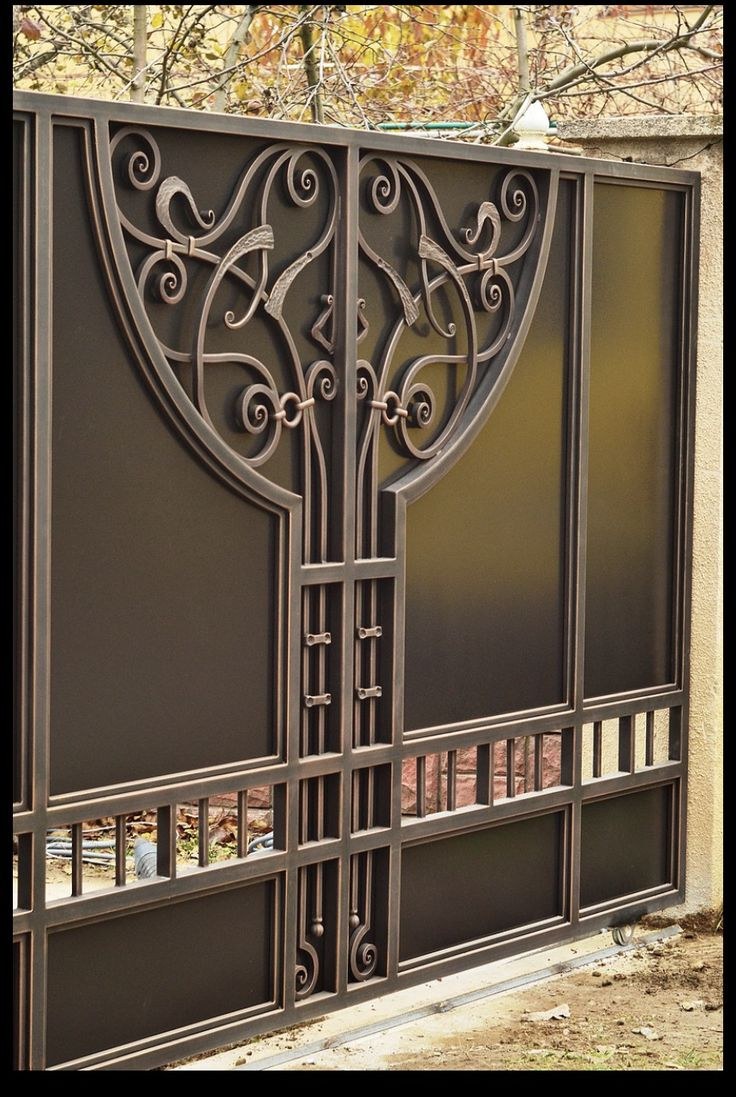 Железные кованые ворота