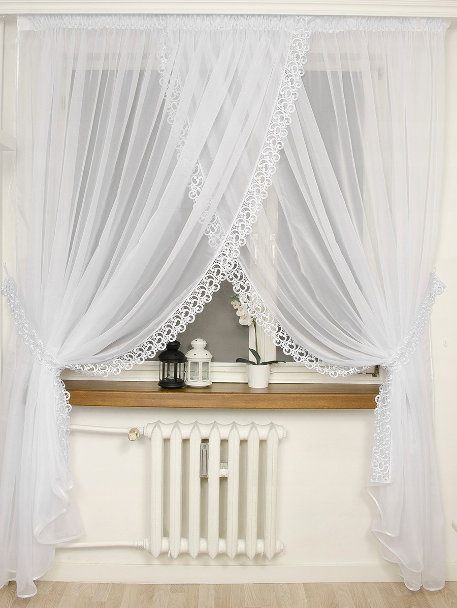 Шторы из тюля на кухню
