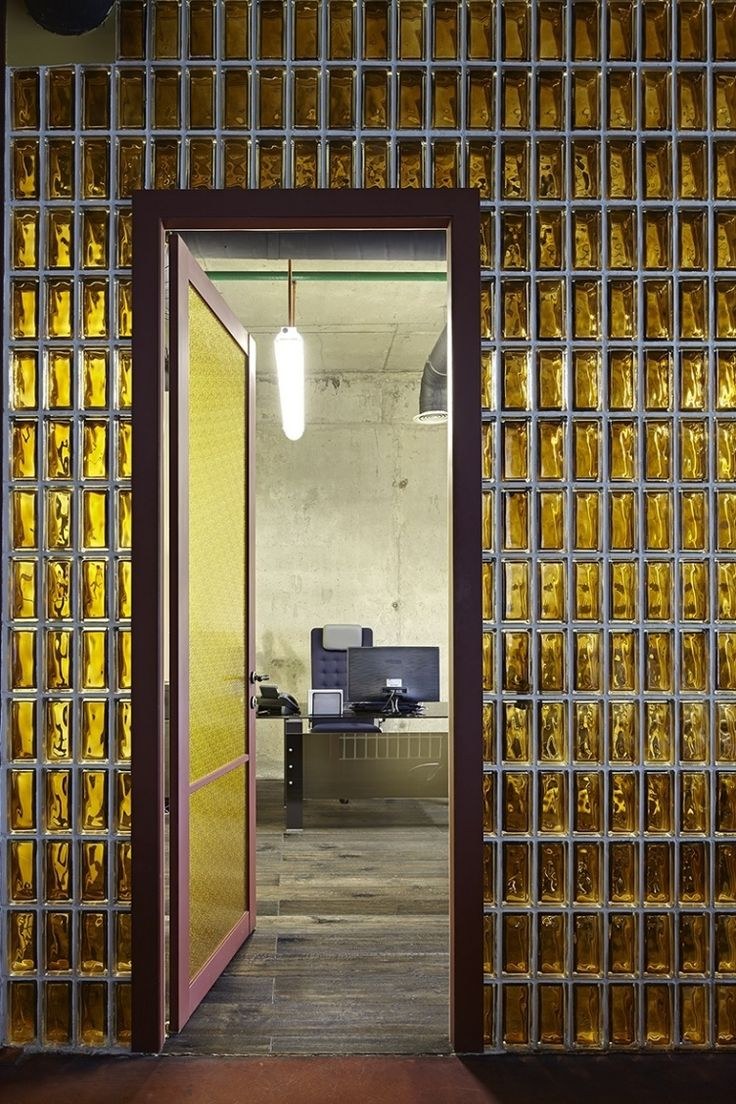 Стеклоблоки в интерьере