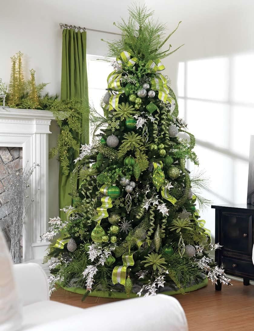 Елка в салатовых тонах