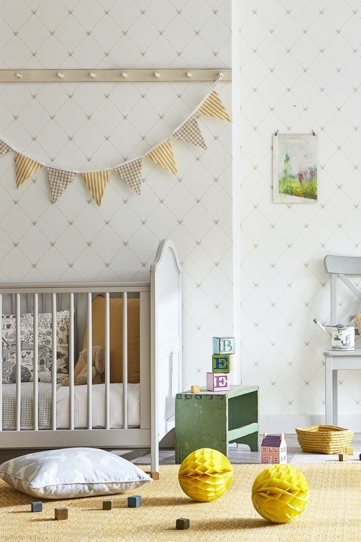 Детская с нейтральными обоями