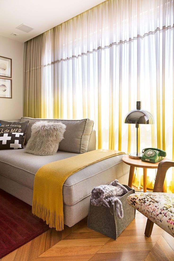 Шторы серые с желтым