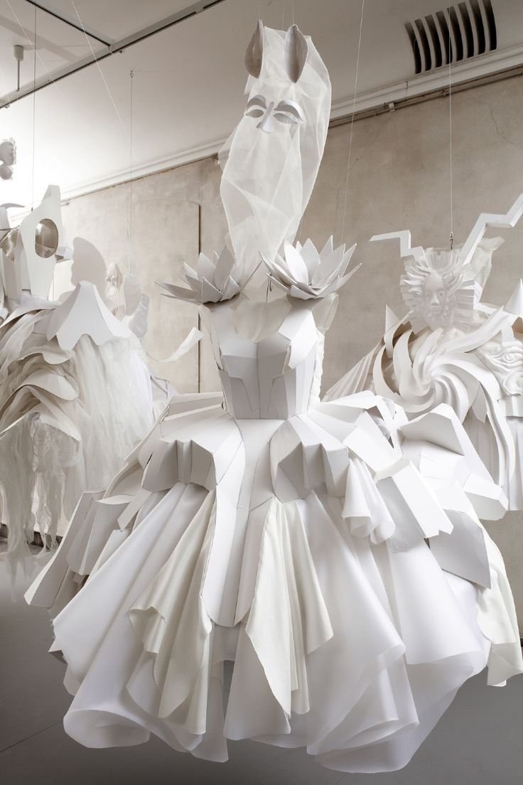 Бумажные платья
