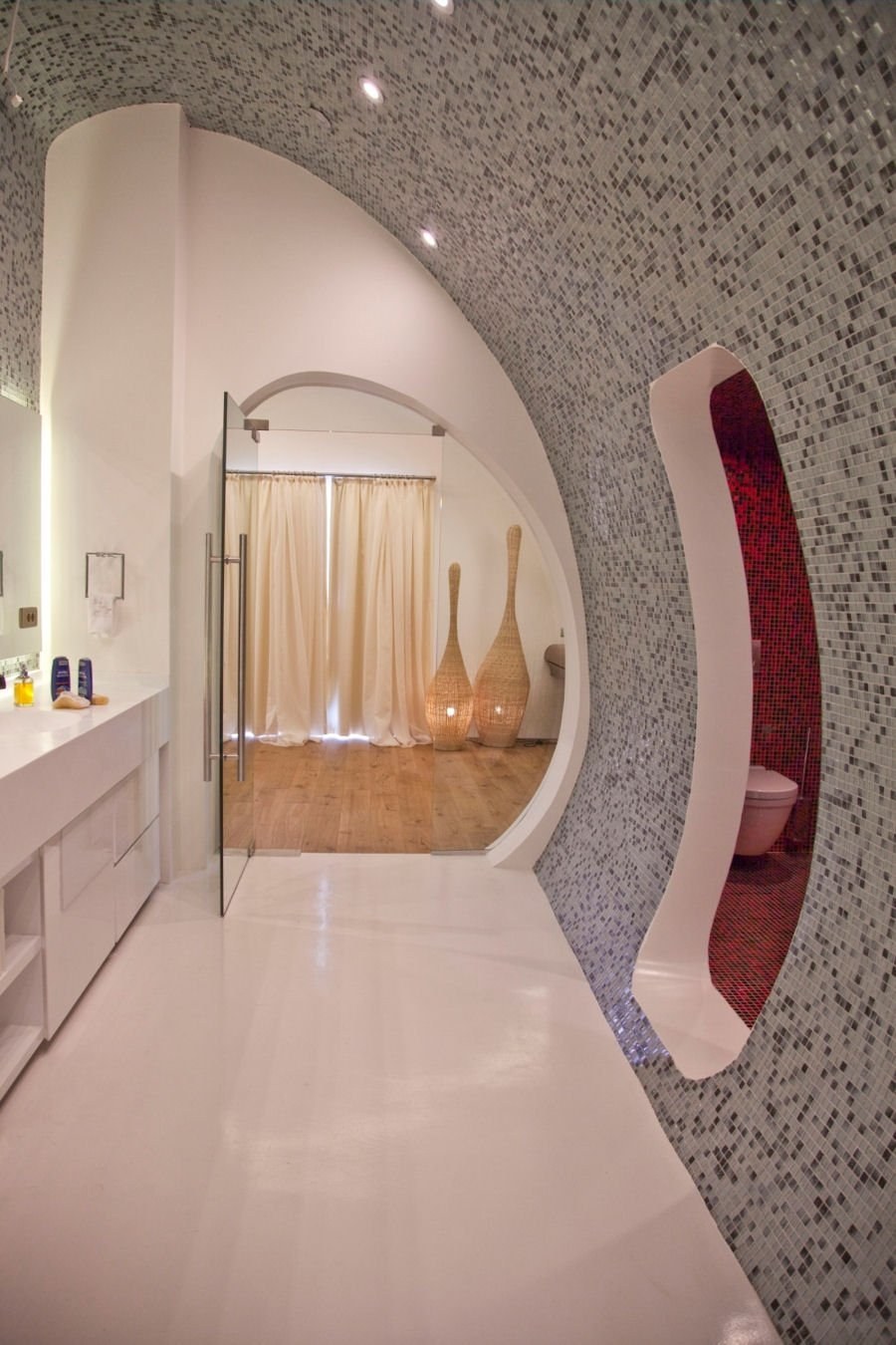 Закругленные стены