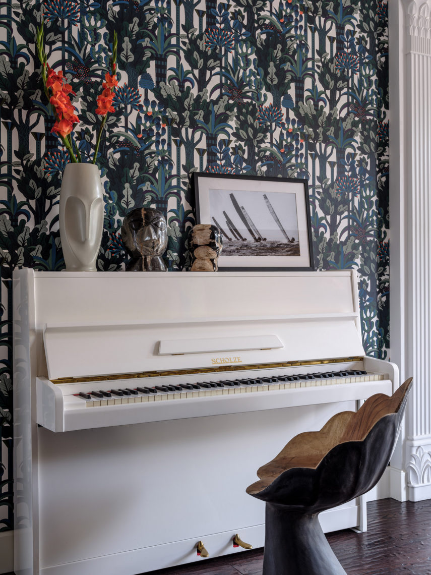Электропианино в интерьере