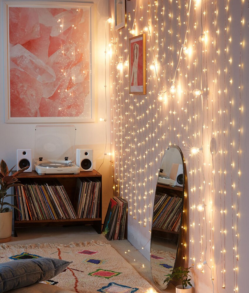 Новогодние гирлянды в интерьере