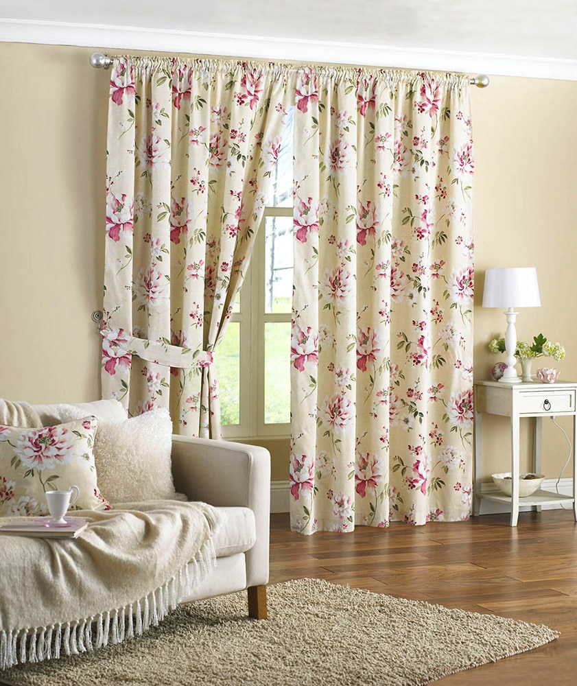 Шторы в цветочек