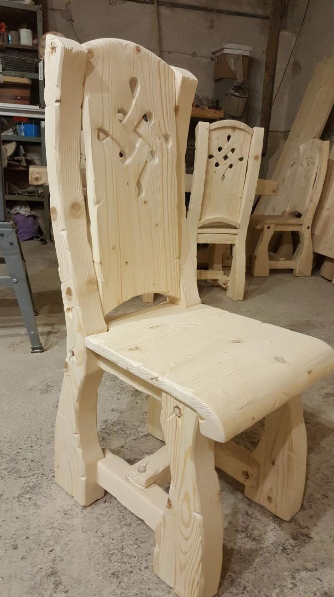 Деревянные стулья под старину