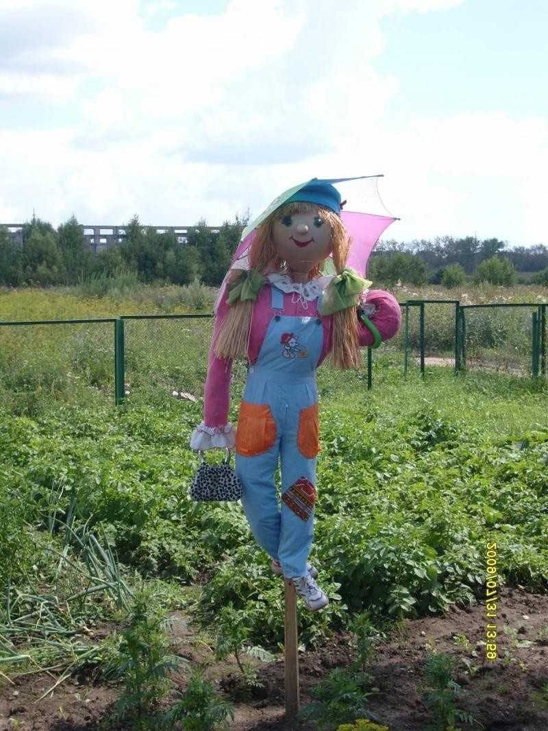 Красивое чучело на огород
