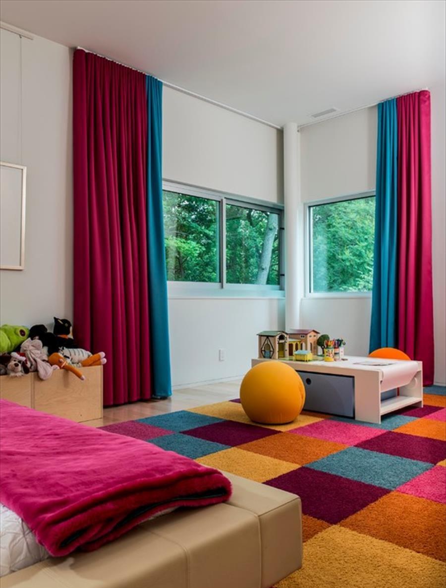 Яркие цвета в интерьере