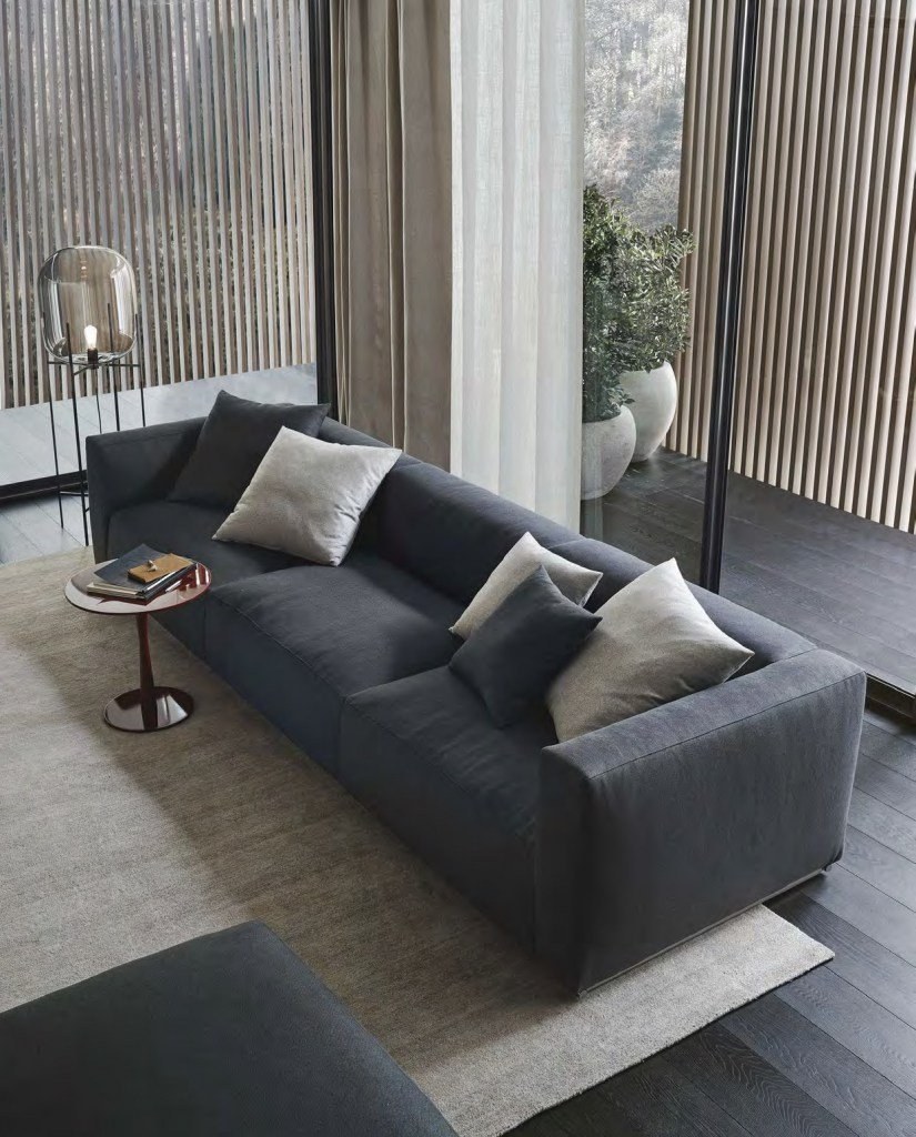 Диван в современном интерьере