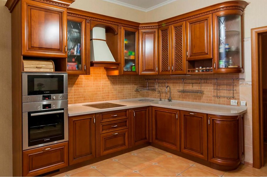 Кухонный гарнитур массив