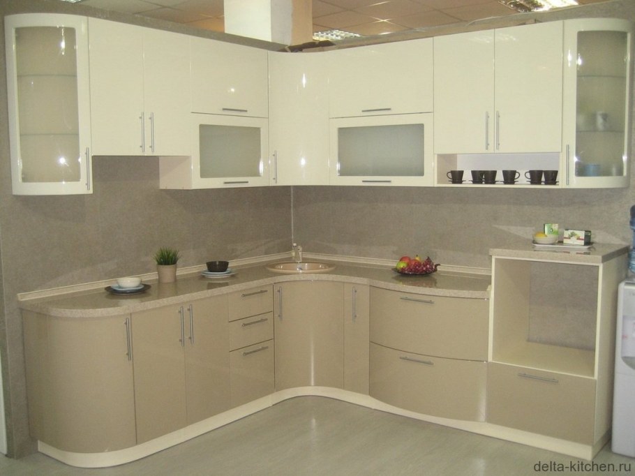 Кухня угловая бежевая