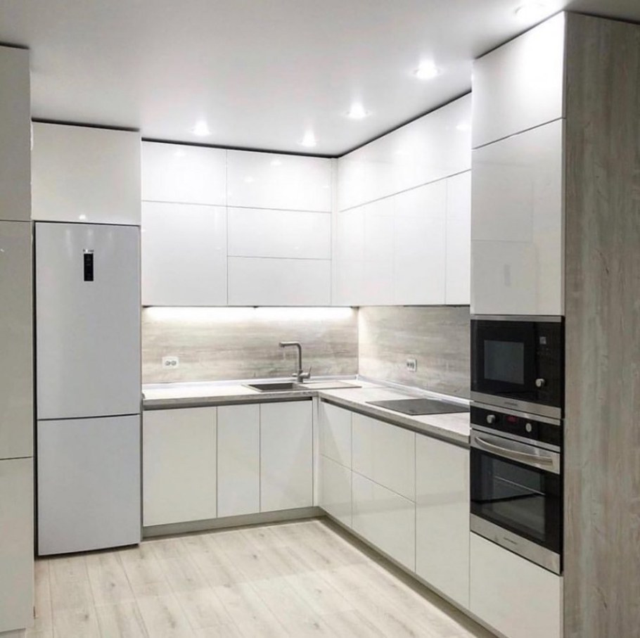 Кухня угловая белая