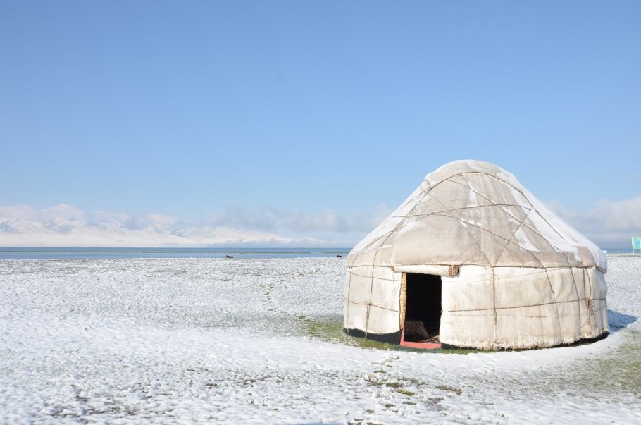 Зимняя юрта якутов