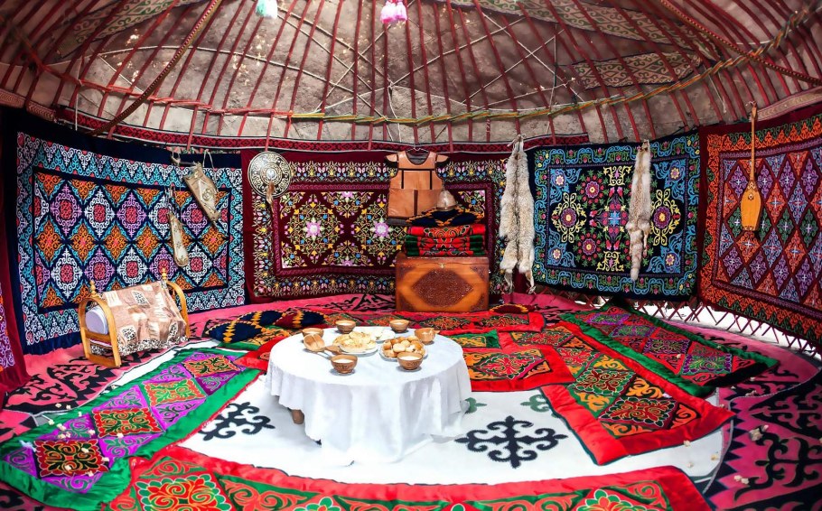 Казахская юрта убранство внутри