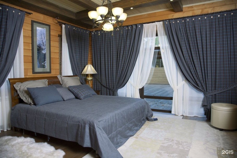 Шторы для спальни в загородный дом