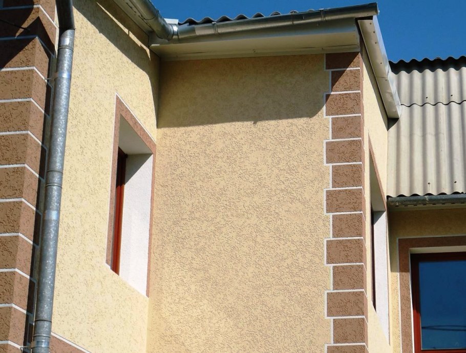 Фасадная декоративная штукатурка короед