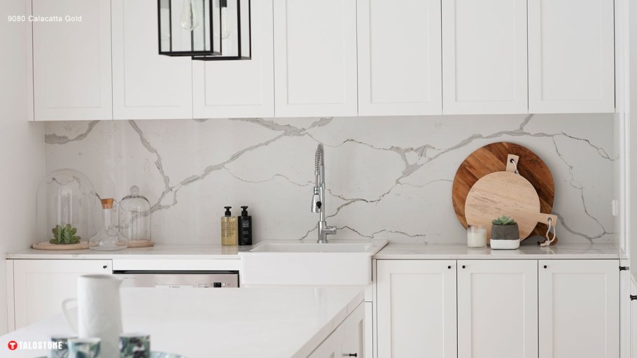 Столешница мрамор Калакатта Pfleiderer