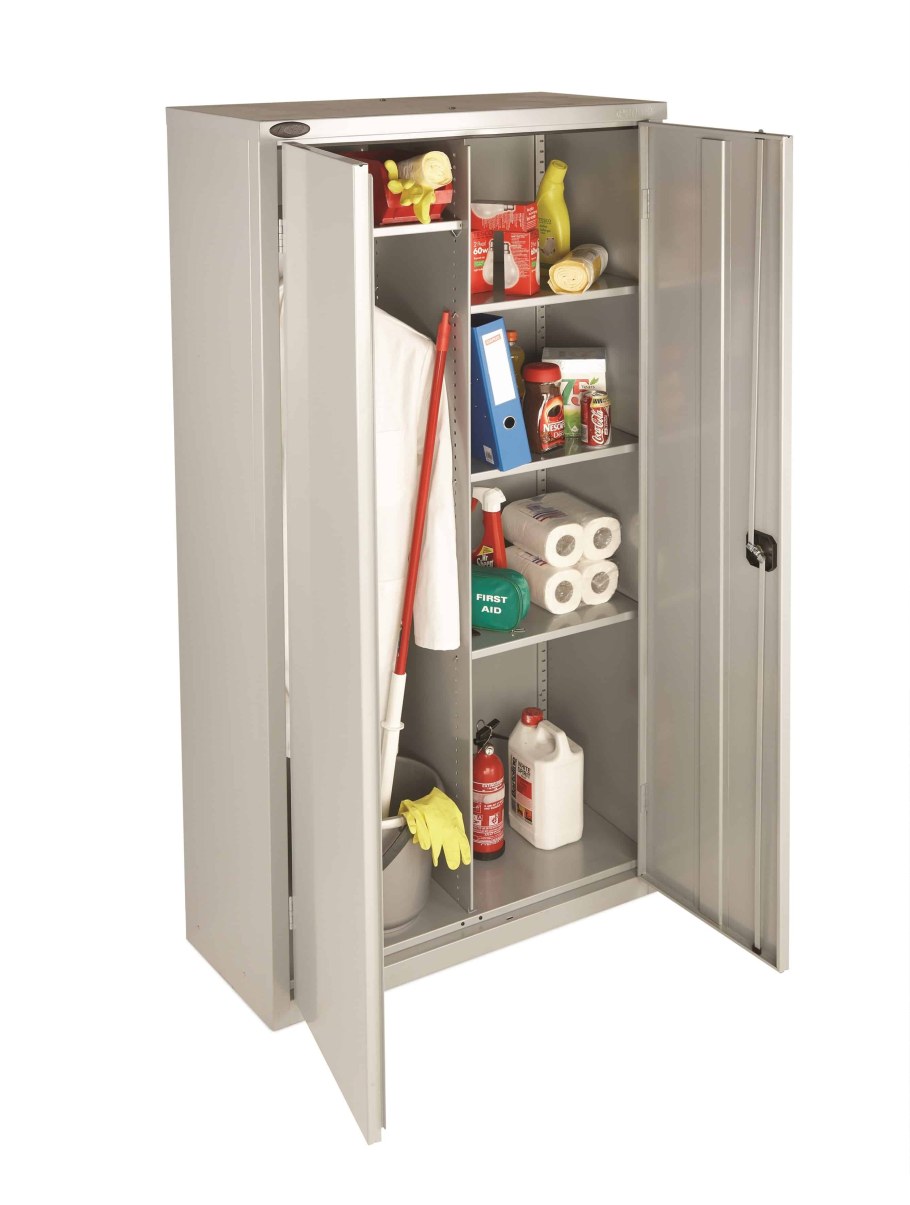 Шкаф хозяйственный металлический ШМС-6.15 (756x450x1850 мм)