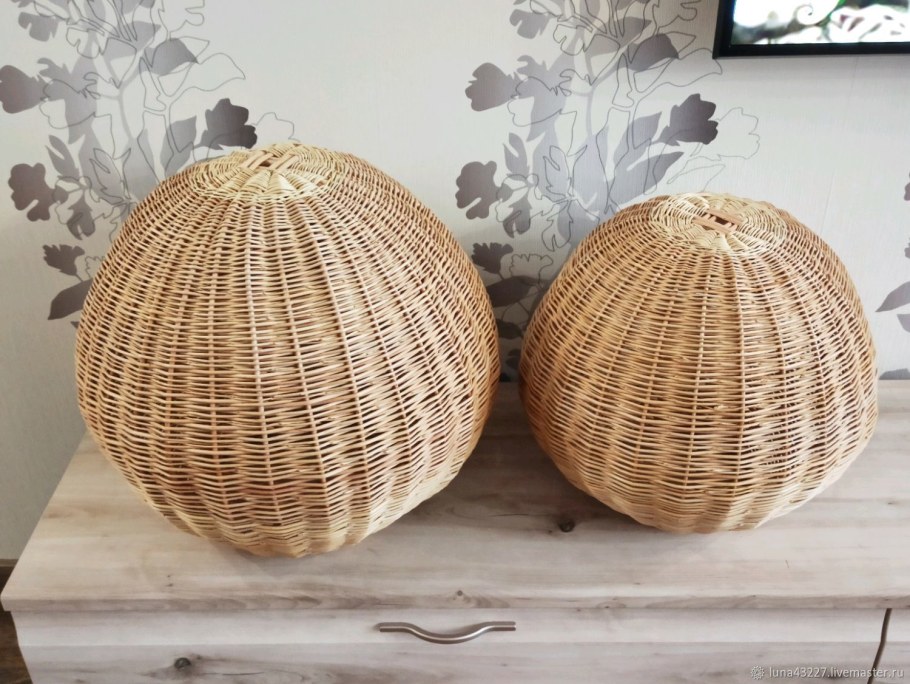 Плетеный абажур из лозы