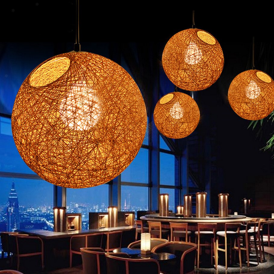 Люстра из соломы