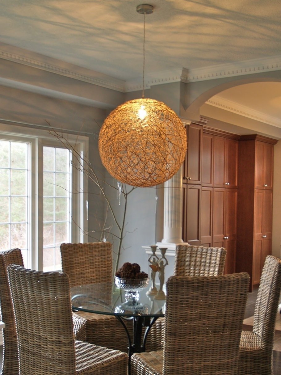 Люстра шар ротанг