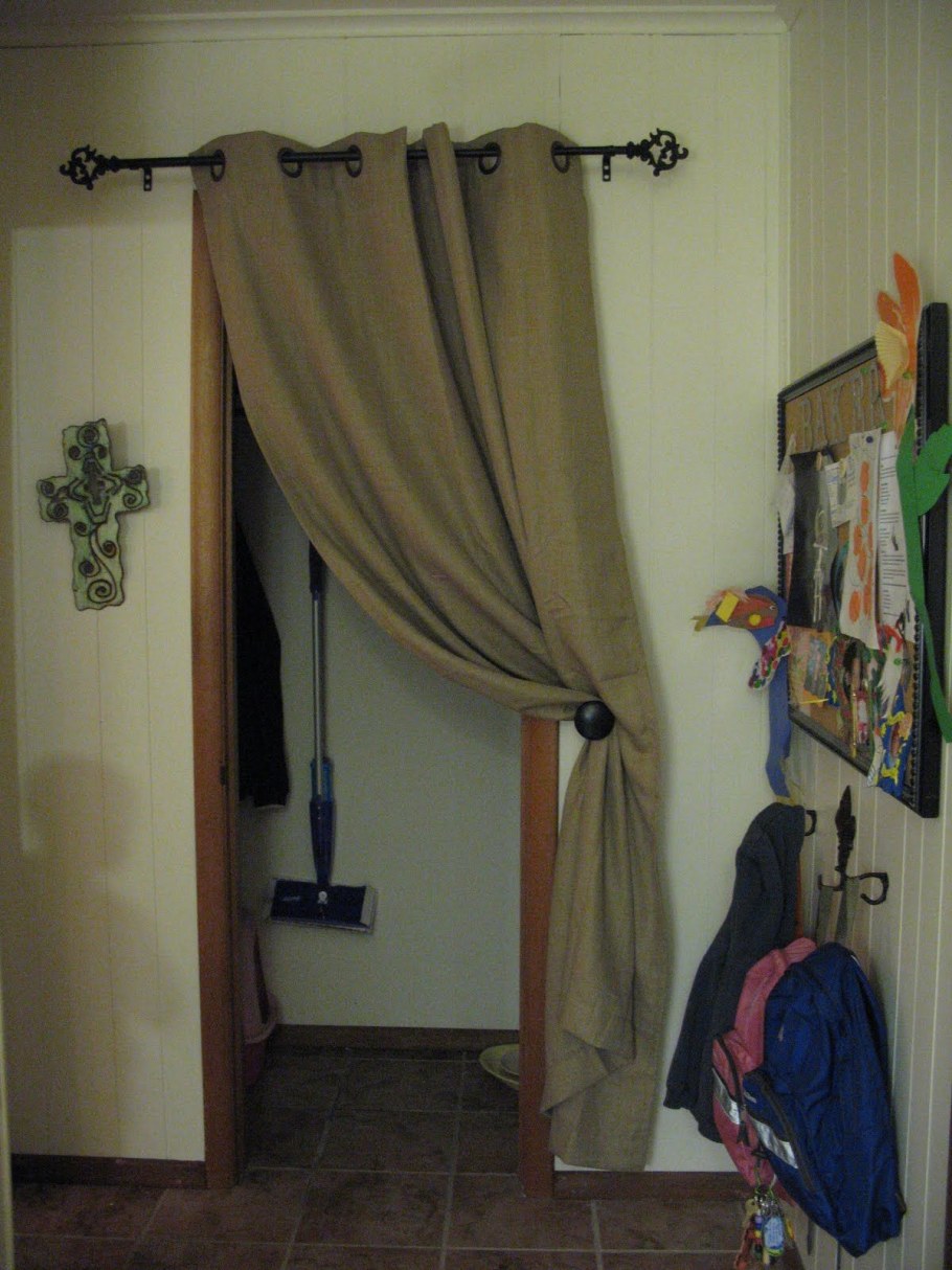 Штора в кладовку