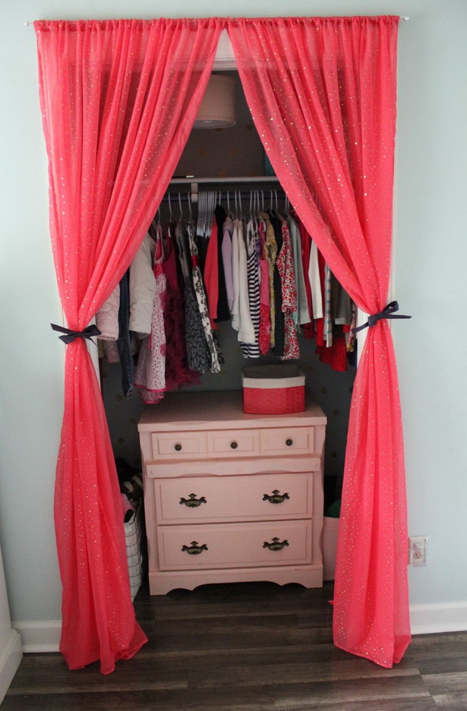 Гардеробные с занавесками