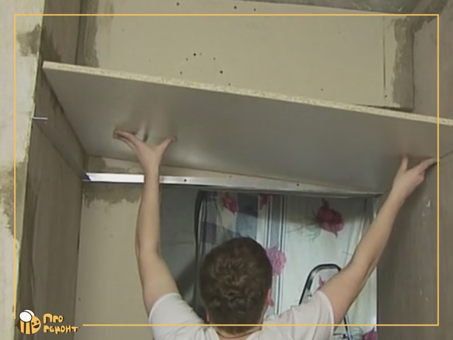 Крепление антресоли к стене