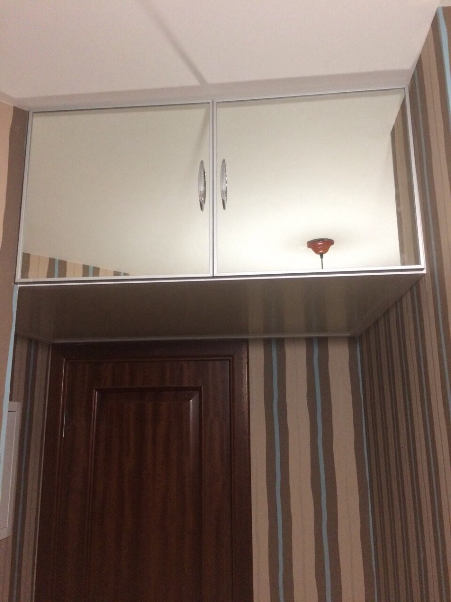 Антресоли в коридоре