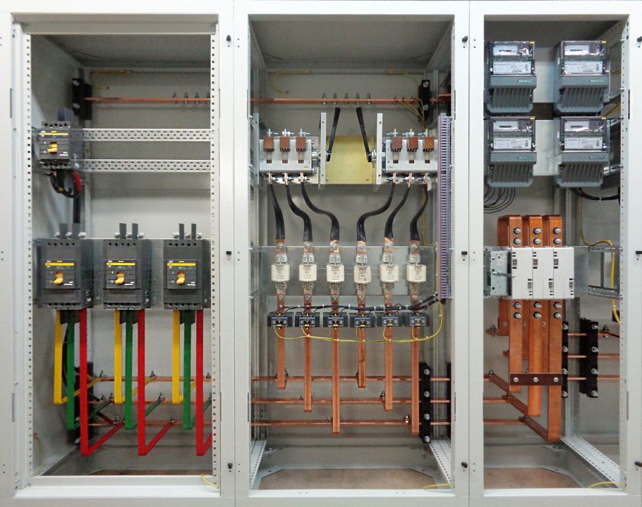 Щит распределительный ГРЩ-0.4кв