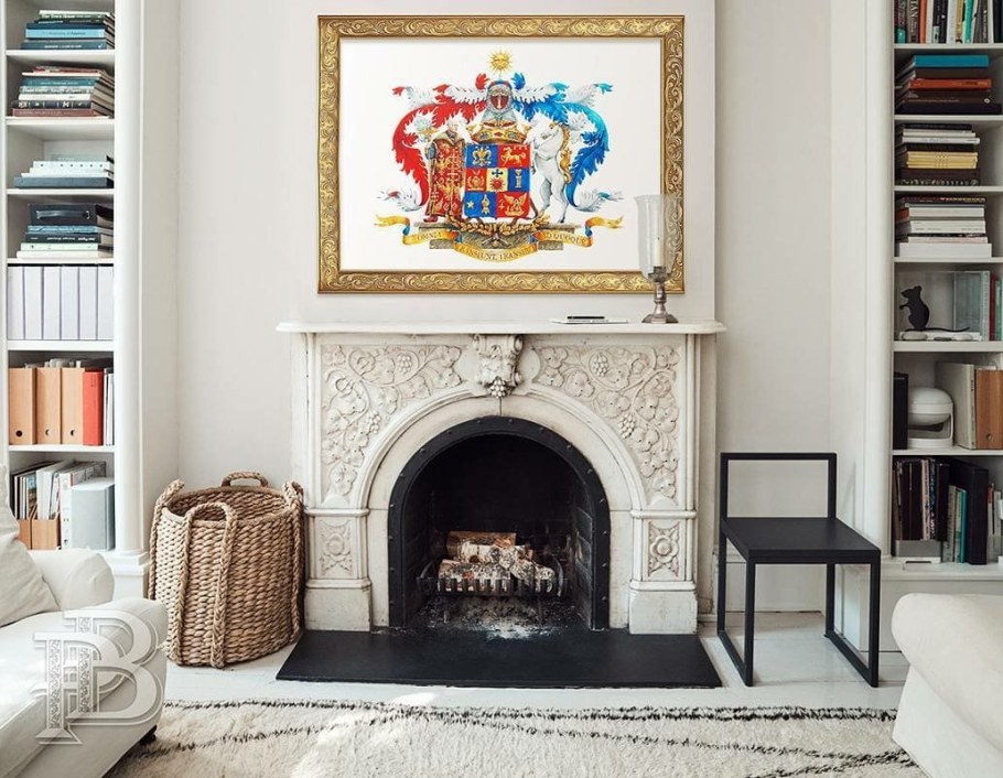 Портрет над камином