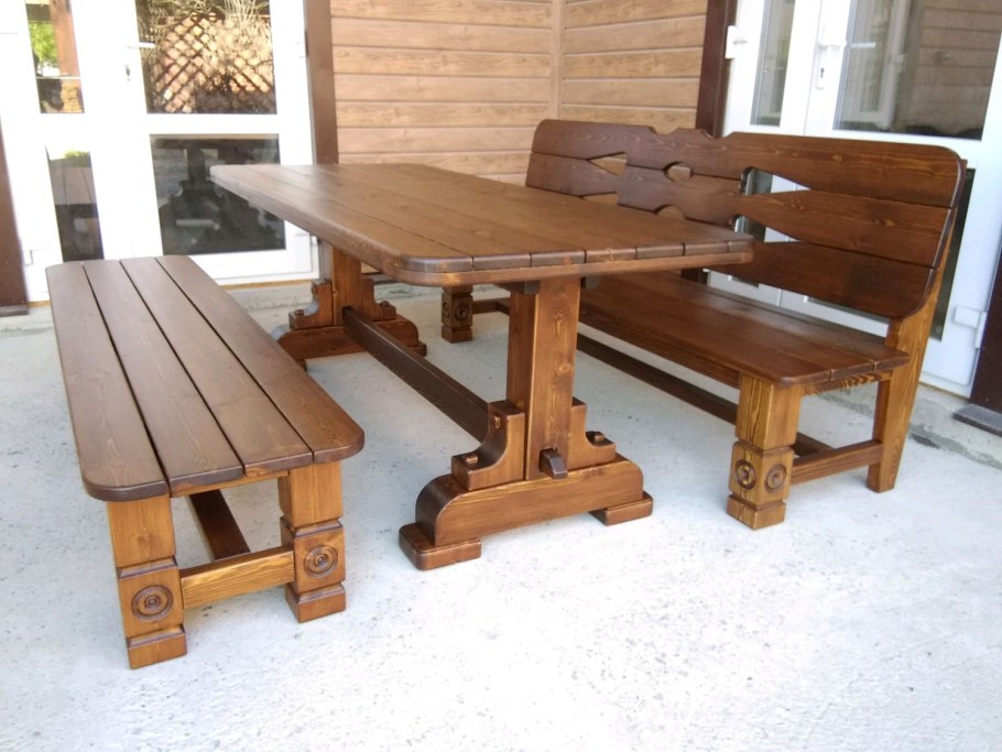 Деревянная мебель