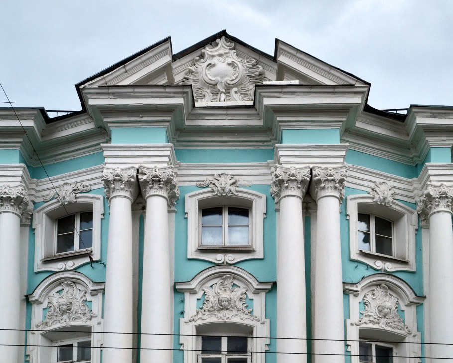 Апраксинский дворец в Москве