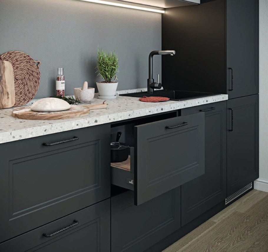 Фасад эйвон Зов